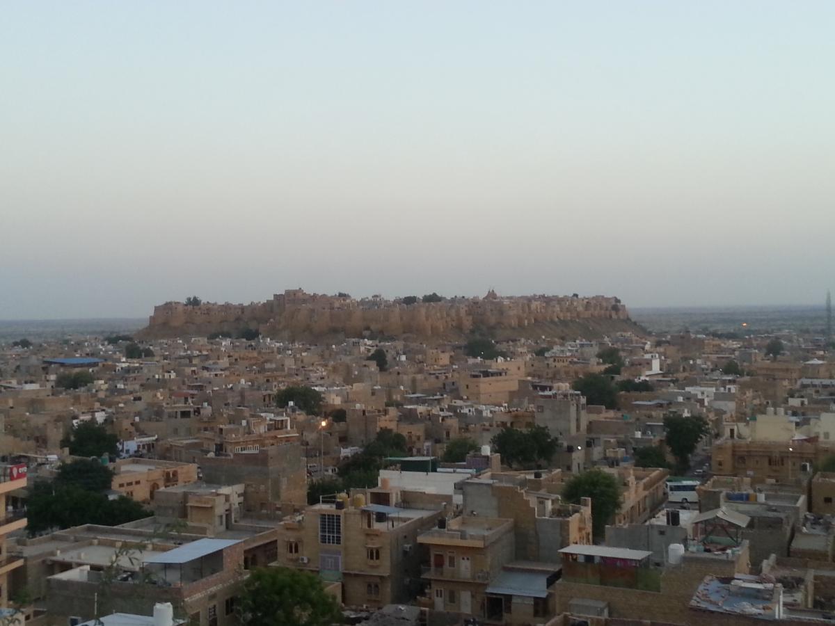 Gaji Hostel Jaisalmer Bagian luar foto